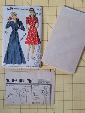 Uncut - Vintage 40s Sewing Pattern DuBarry 2687B Robe/Housecoat Size 20